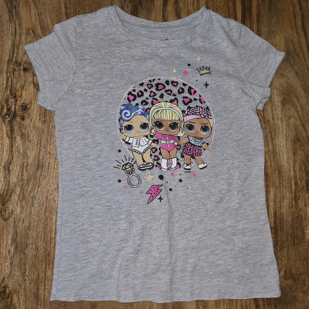 L.O.L. Surprise! Gray Tee with Fun Characters Size: Medium (7/8)